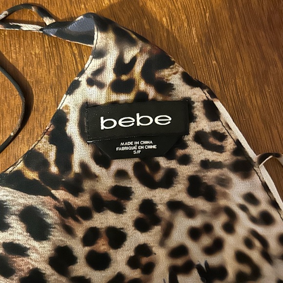 Bebe Woven Leopard Strap Back Tank Top - Picture 5 of 5